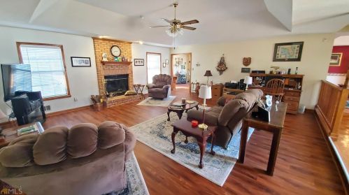 404 Milky Way, Stockbridge GA 30281-5901 exterior