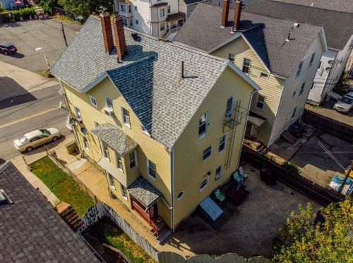 328 Broadway, Fall River MA 02724-2903 exterior