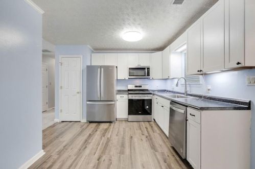 106 Willow Springs Ln, Stockbridge GA  30281-6228 exterior