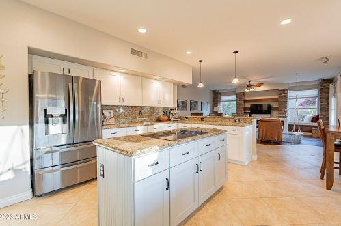 1368 Desert Flower Ln, Phoenix AZ  85048-5928 exterior