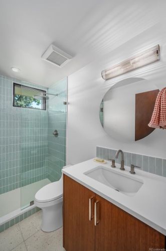 3001 Franklin St, Englewood CO  80113-3017 exterior