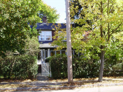 164 Parker St, Newton, MA 02459-2556