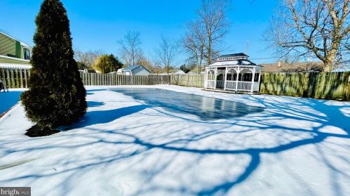 1214 Monmouth Rd, West Deptford NJ 08096-3059 exterior