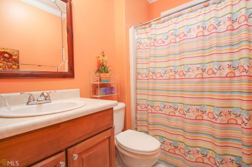 42 Helen Ln, Stockbridge GA 30281-6040 exterior