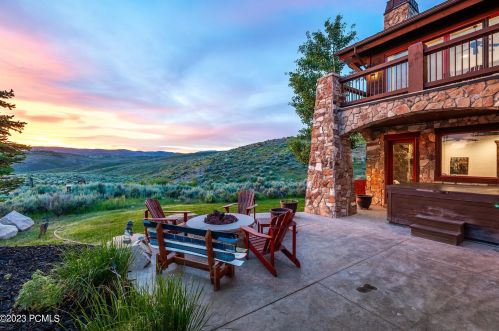 2366 Westview Trl, Park City UT 84098-6342 exterior