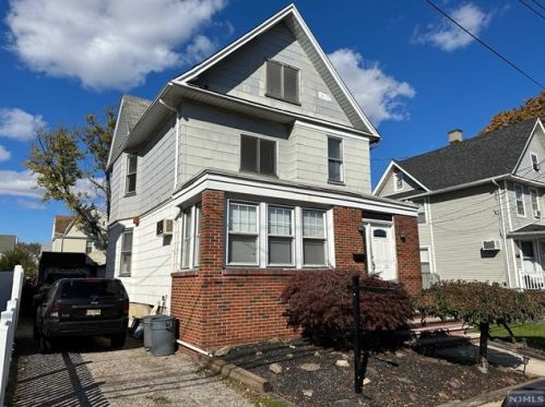 403 Maple St, Kearny, NJ 07032-2160