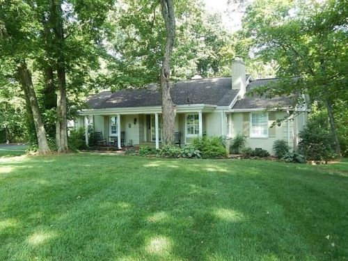 4996 Riverbend Rd, Hopkinsville, KY 42240-9329