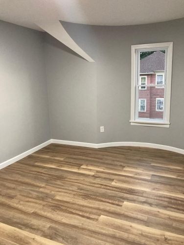 30 Windsor St, Worcester MA 01605-3732 exterior