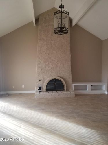 12639 40 Pl, Phoenix AZ 85050-8745 exterior