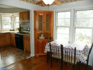 206 Dickinson Rd, Aura NJ  08028-2115 exterior