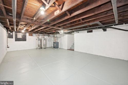 821 Columbia Blvd, West Deptford NJ 08063-1204 exterior