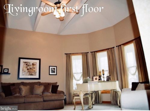 1910 Jacksonville Jobstown Rd, Columbus NJ 08022-9510 exterior