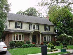 62 Windermere Rd, Newton, MA 02466-2520