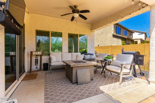 1646 Blaylock Dr, Phoenix AZ 85085-6323 exterior