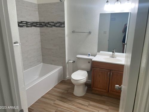 20601 33rd Ave, Phoenix AZ  85027-3065 exterior