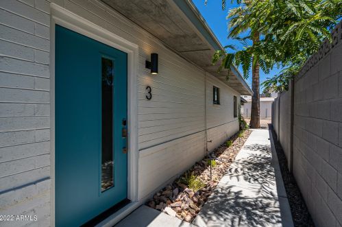 6227 13th Pl, Phoenix AZ  85014-6714 exterior