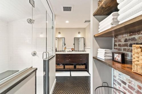 119 Rhinecliff St, Arlington MA 02476-7332 exterior