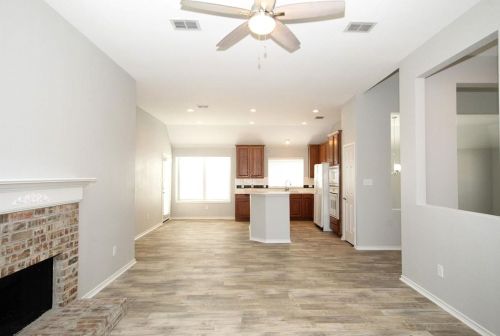 8220 Mura Dr, Plano TX 75025-4051 exterior