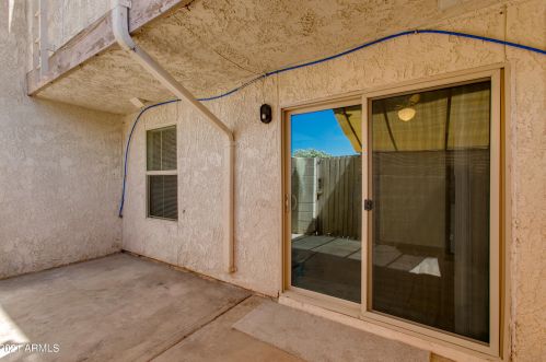 3840 43rd Ave, Phoenix AZ  85033-2926 exterior