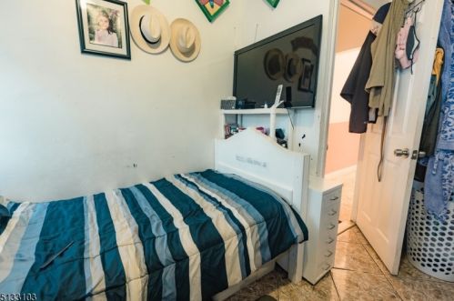 146 Heckel St, Belleville NJ 07109-1059 exterior