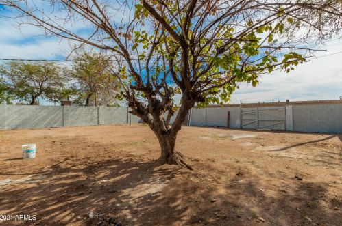 3961 Culver St, Phoenix AZ 85009-3136 exterior