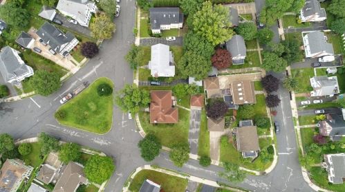 12 Lockeland Ave, Arlington MA 02476-6342 exterior