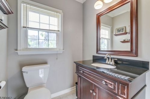 4 Pheasant Ln, Milford NJ  08848-1554 exterior