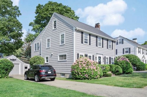 48 Otis St, Milton, MA 02186-4128