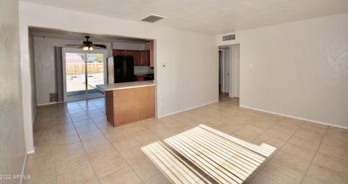 1002 Cinnabar Ave, Phoenix AZ 85020-1878 exterior