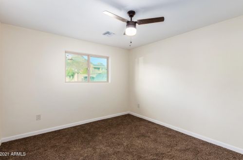 1427 El Camino Dr, Phoenix AZ 85051-4626 exterior