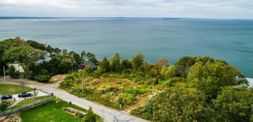 120 Bay Shr Dr, Plymouth MA 02360-2005 exterior