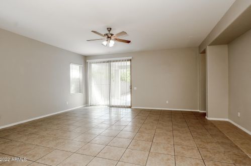 9255 Berkeley Rd, Phoenix AZ  85037-4394 exterior