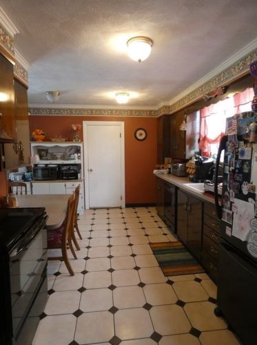 91 Carroll St, Chelsea MA 02150-3104 exterior