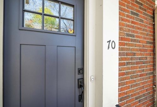 70 Clyde St, Newton, MA 02460-2251