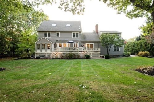33 Franklin Rodgers Rd, Hingham MA 02043-2665 exterior