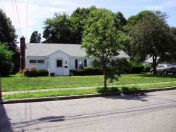 110 Mccarthy Rd, Newton, MA 02459-3613