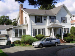 1623 Washington St, Newton, MA 02465-2229