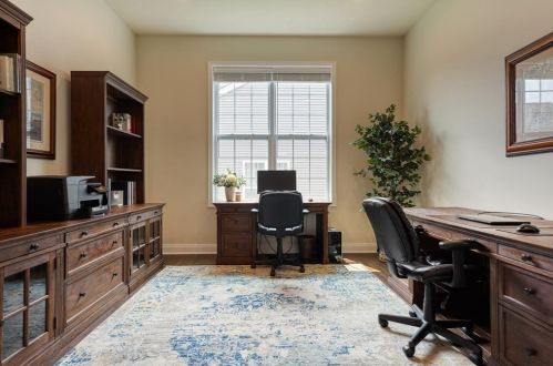 49 Pinetree Dr, Methuen MA 01844-1268 exterior