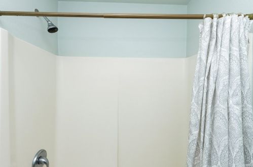 4042 Glenwood St, Irvine CA 92604-2223 exterior