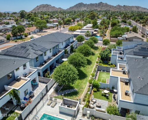 3128 Cheryl Dr, Phoenix AZ 85028-2329 exterior