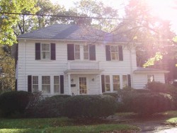 230 Winslow Rd, Newton, MA 02468-1714