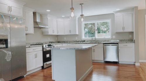 9 Dixfield Rd, Worcester MA  01606-1085 exterior