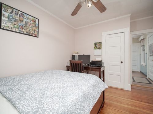 77 Riverdale St, Methuen MA 01844-6105 exterior