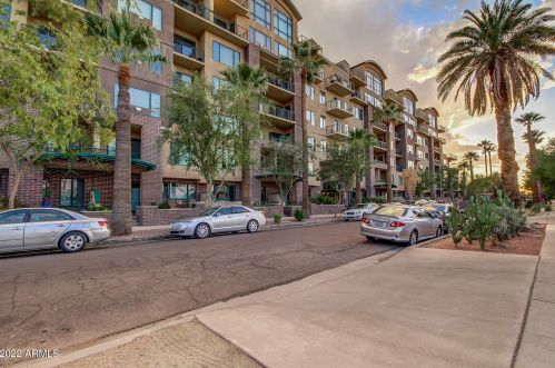 16 Encanto Blvd, Phoenix AZ 85003-1101 exterior