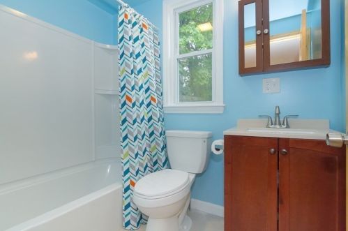 135 Bridge St, Newton MA 02458-1105 exterior