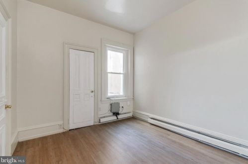 2013 15 St, Philadelphia PA 19121-2301 exterior