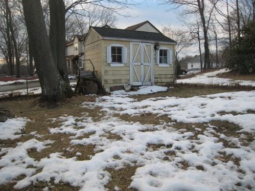 34 Rudolph St, Worcester MA 01604-3133 exterior