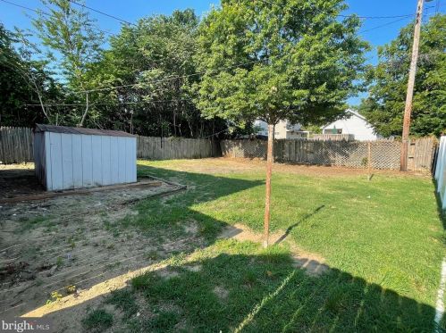 344 Beacon Ave, West Deptford NJ 08066-1210 exterior