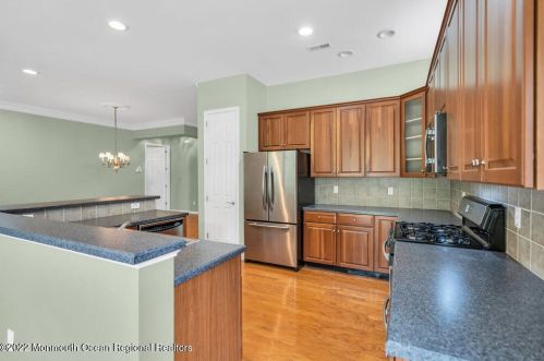 33 Crooked Stick Rd, Jackson Twp NJ 08527-4032 exterior