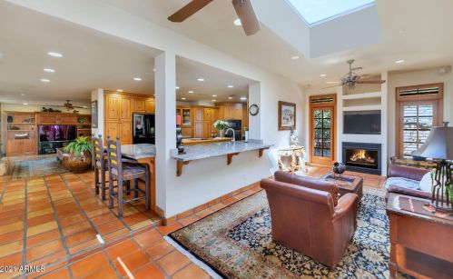 9416 47 St, Phoenix AZ 85028-5204 exterior